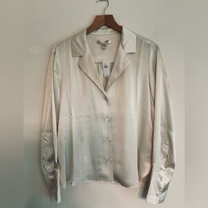 Banana Republic 100% Silk Blouse~Champagne~Size Small~Retail $150~NWT!